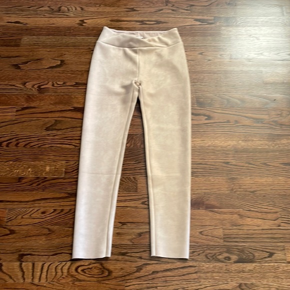 NWT, Splendid Faux Suede Tan Leggings! - Picture 4 of 9